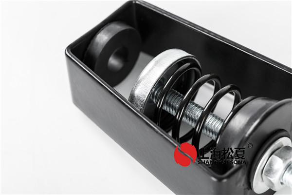 彈簧減震器的工作特性。